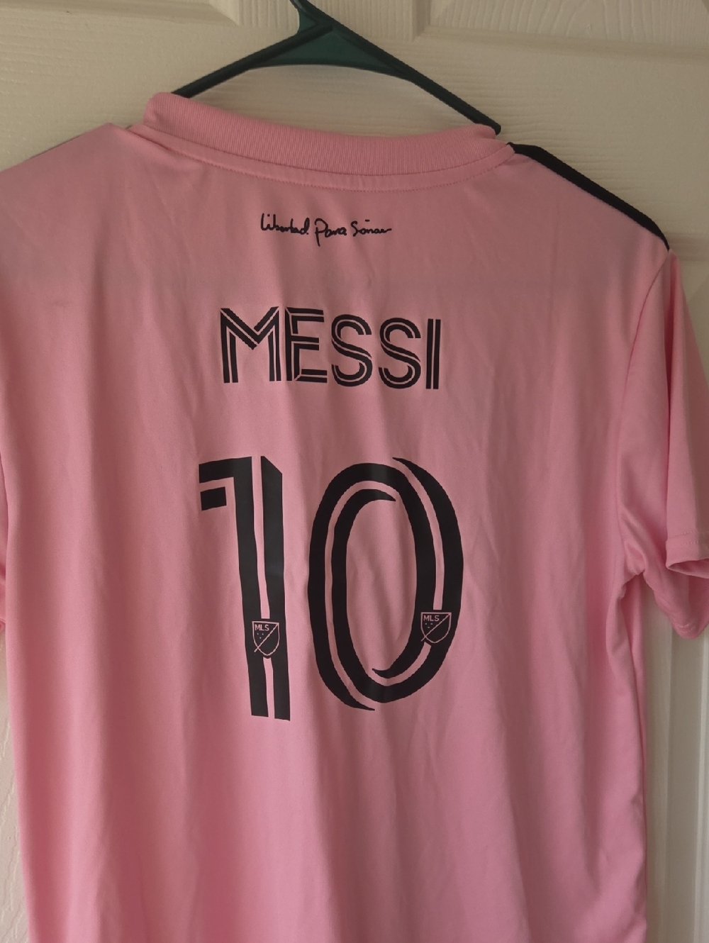 NWT Adidas MLS Inter Miami FC LIONEL MESSI Pink Jersey Sz M Soccer Futbol - Picture 11 of 13